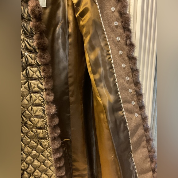 COUTURE GAISBERGER SILK COAT - Picture 11 of 15